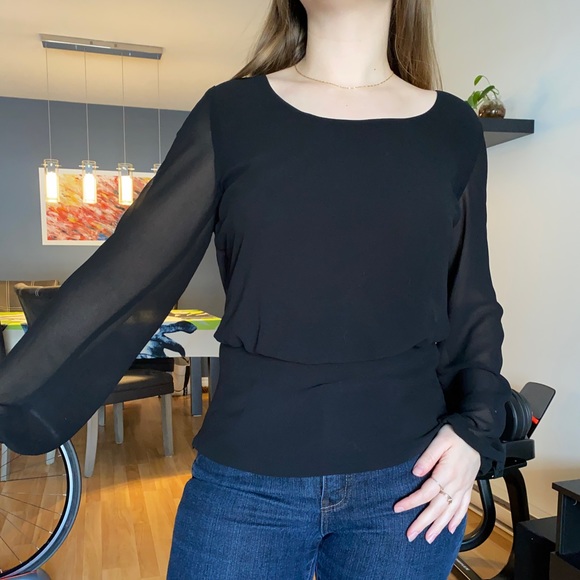 Blouse with mesh balloon sleeves open back in black - Picture 4 of 5